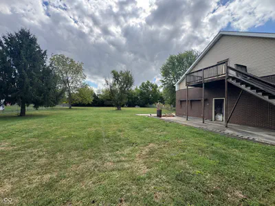 307 Pierce Street, Whitestown - 25