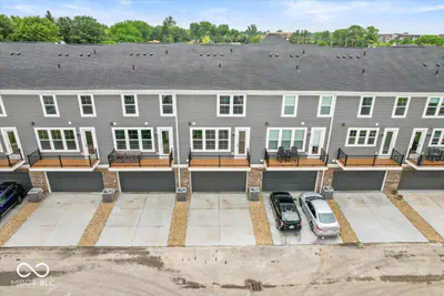 6028 Georgica Lane, McCordsville - 29