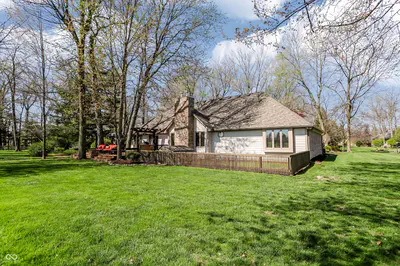 5571 Red Oak Drive, Greenfield - 69