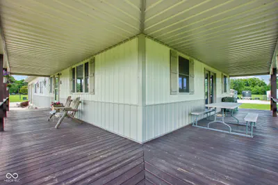 6070 County Road 200, Avon - 7