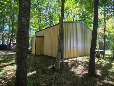 3188 Frontage Road, Greensburg - 42