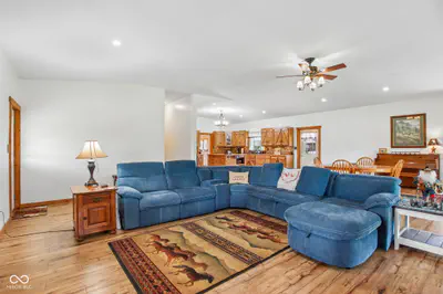 6070 County Road 200, Avon - 19