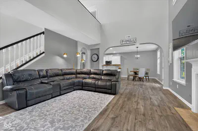 12160 Wolverton Way, Fishers - 8