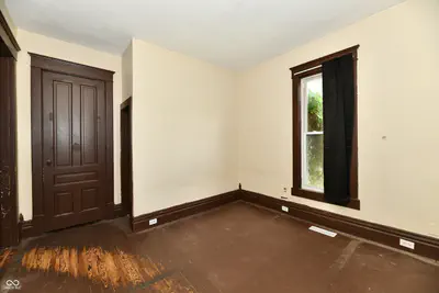 208 Sherman Street, Windfall - 13