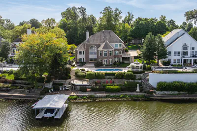 12650 Shorevista Drive, Indianapolis - 76