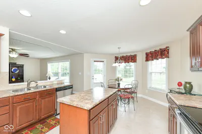 4980 Cedar Creek Place, New Palestine - 16
