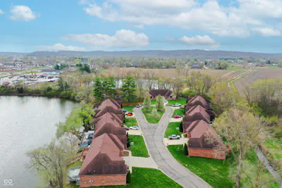 655 Mallards Crossing, Martinsville - 24