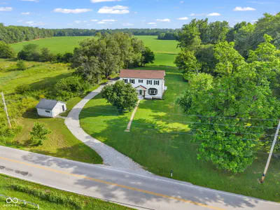 3247 County Road 100, Greencastle - 61