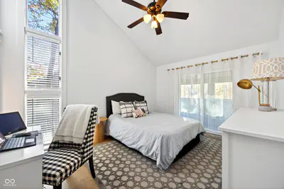 9428 Harbour Pointe Drive, Bloomington - 57