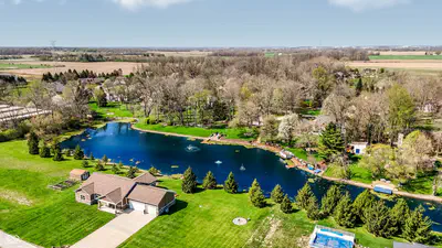 5571 Red Oak Drive, Greenfield - 84