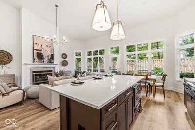 7833 Clearwater Cove Drive, Indianapolis - 4