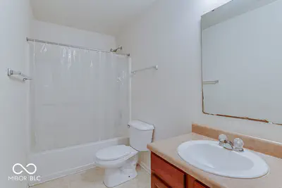10625 Gathering Drive, Indianapolis - 27