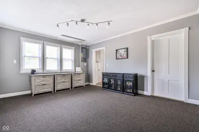 610 Rangeline Road, Carmel - 11