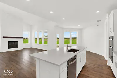 6719 Thresher Pass, McCordsville - 8