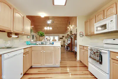 655 Mallards Crossing, Martinsville - 12