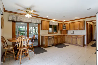 5571 Red Oak Drive, Greenfield - 15