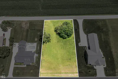7179 Lakeshore Drive, Greenfield - 8