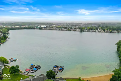 7833 Clearwater Cove Drive, Indianapolis - 43