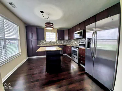 11504 Grassy Court, Fishers - 3