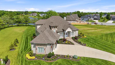 4025 Lochview Court, Bargersville - 114