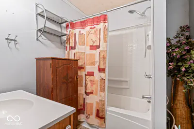 1549 Thornburg Street, New Castle - 27