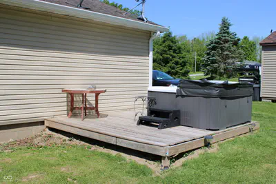 13517 County Road 275, Roachdale - 52