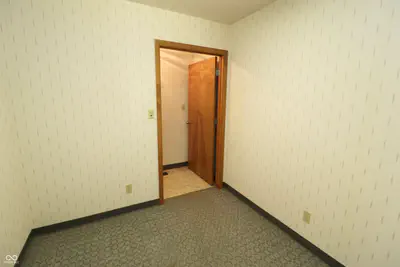 1720 Lafayette Road, Crawfordsville - 33
