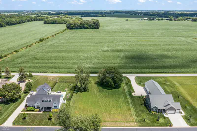 7179 Lakeshore Drive, Greenfield - 10