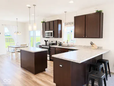 30 Mandon Court, Cicero - 2