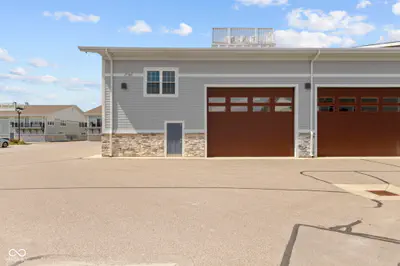 17745 Motor District Circle, Westfield