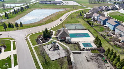 6121 Marigold Court, Whitestown - 44