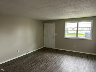5-10, 15-26 Lee Drive, Martinsville - 10