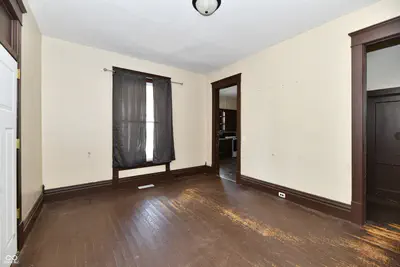 208 Sherman Street, Windfall - 10