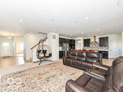 5528 Rothbury Road, Westfield - 2