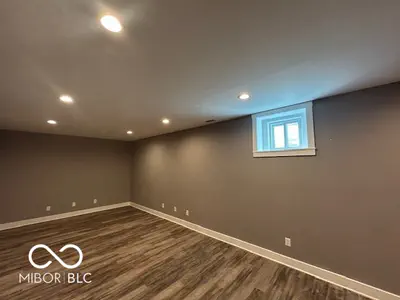 1810 Bellefontaine Street, Indianapolis - 12