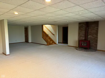 3516 900 South, Milroy - 33
