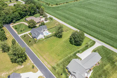 7179 Lakeshore Drive, Greenfield - 12