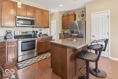 1416 Gleneagle Drive, Indianapolis - 17