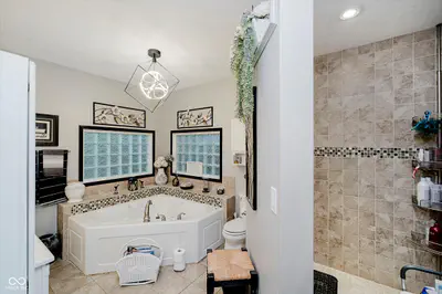 9135 256th Street, Arcadia - 11