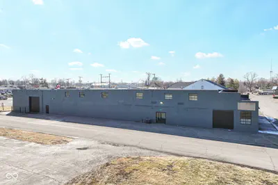 2401 Monroe Street, Muncie - 5