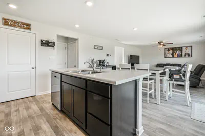 1435 Fleming Drive, Greenfield - 14
