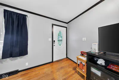 403 Lafayette Street, Cloverdale - 8