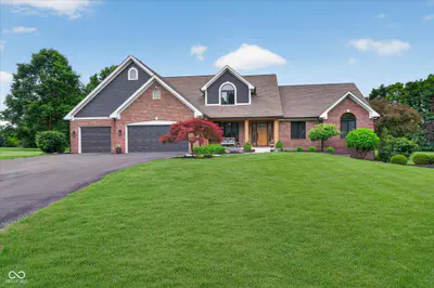 117 Royal Pine Lane, Cicero