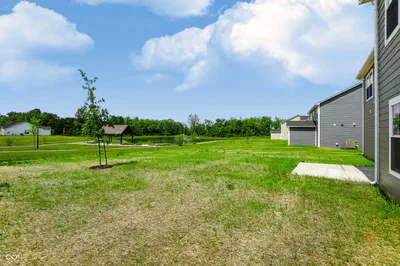 8657 Meadowlands Court, Plainfield - 7