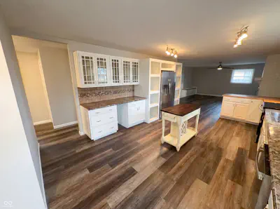 2122 Danbury Drive, Indianapolis - 8