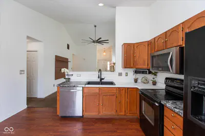 7136 Pluto Drive, Indianapolis - 9