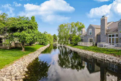9457 Bridgewater Circle, Indianapolis - 44