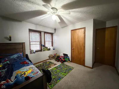 825 Krislynn Woods Avenue, West Terre Haute - 44
