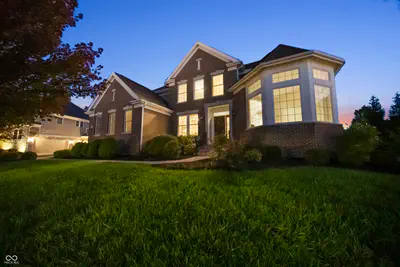 10599 Geist View Drive, Fishers - 10