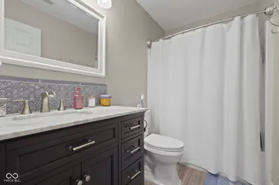435 Lake Shore Court, Franklin - 30